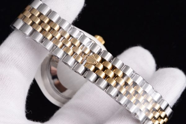 Rolex Datejust Lady 69173 Ladies 26 Mm Steel & Yellow Gold Case Automatic Movement - Image 2